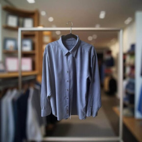 TOMMY BAHAMA BUTTON DOWN SHIRT - Picture 1 of 5